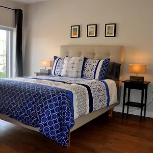 Apartment Le Mont-royal Lounge By Homeinmontreal, Montreal